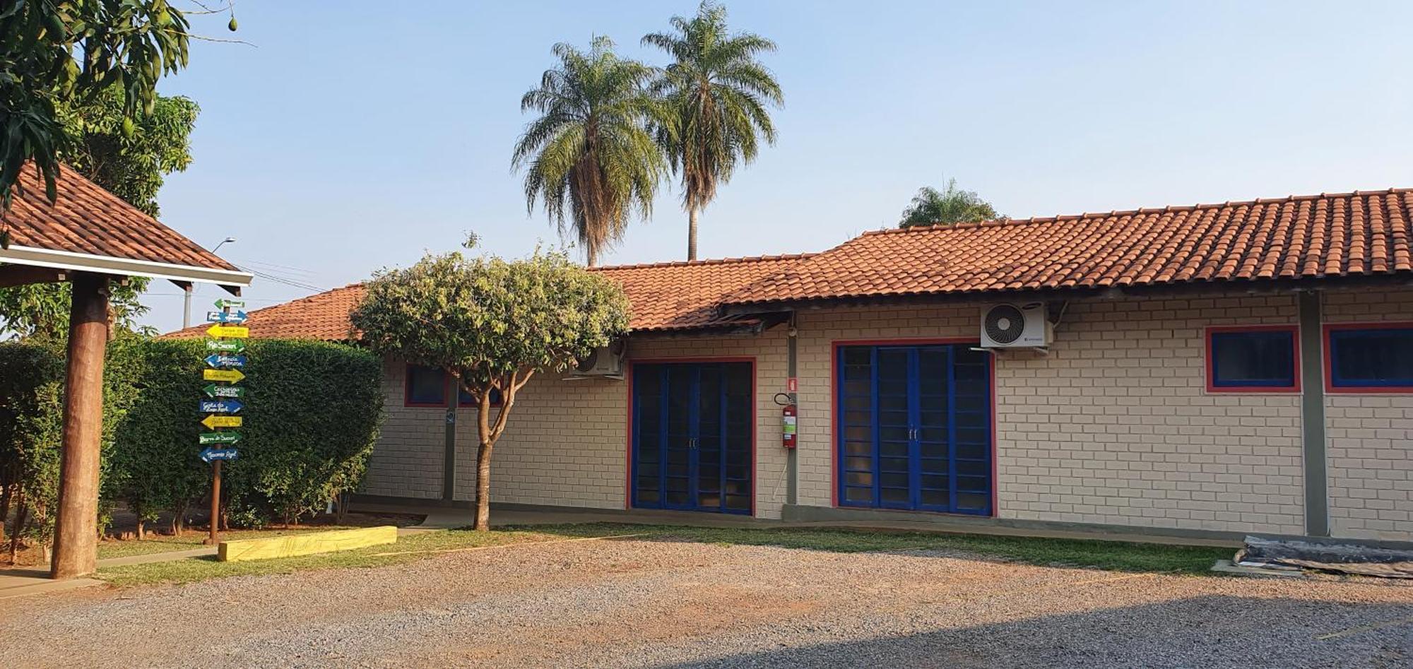 Bonito Hi Hostel E Pousada ภายนอก รูปภาพ
