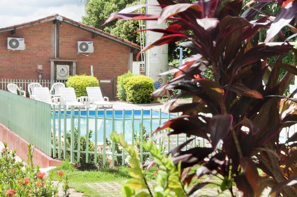 Bonito Hi Hostel E Pousada ภายนอก รูปภาพ